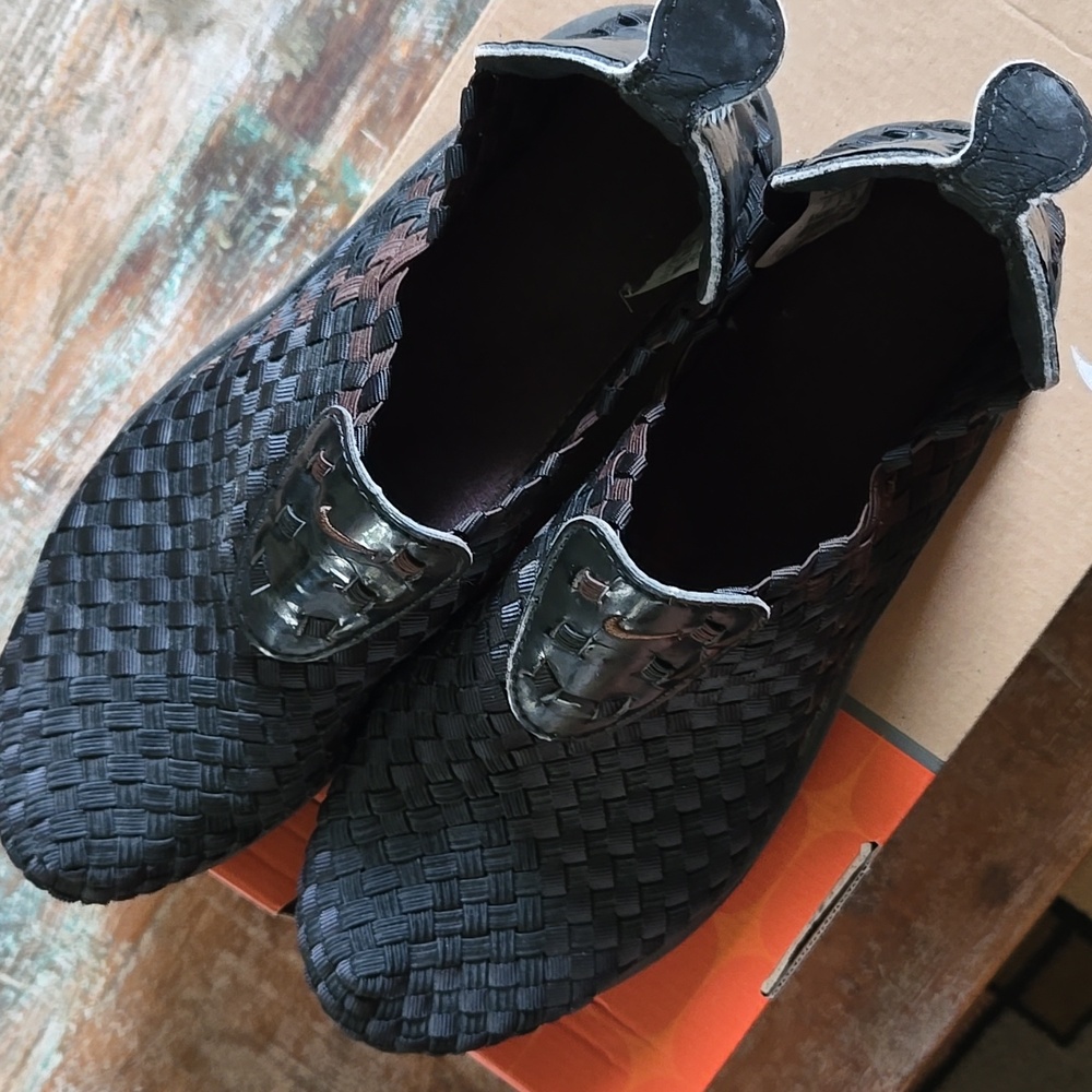 NIKE AIR Woven Vintage MEN 7 WMN 9 EUC. (BOX)